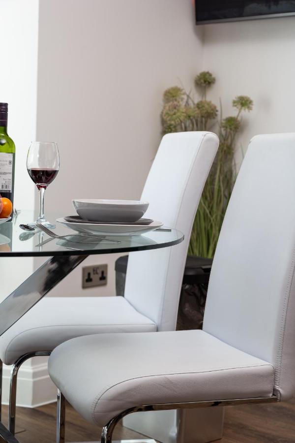 Bright Cheery 4 Bd Apartment By Brighton Station Esterno foto